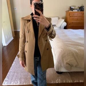 Fulton Trench rain coat. Xs Used